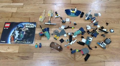 LEGO Star Wars 7153 Jango Fett's Slave I Young Boba Fett Balaclava Head Figure