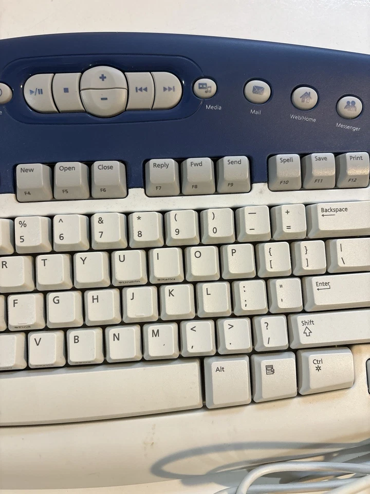 Microsoft Natural Multimedia Keyboard Ergonomic Comfort 1.0A Model RT9470 Wired - Image 3 of 4