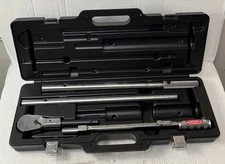 C4D600F & XT36H 3/4" Drive Torque Wrench and Breaker Bar Combo Pack