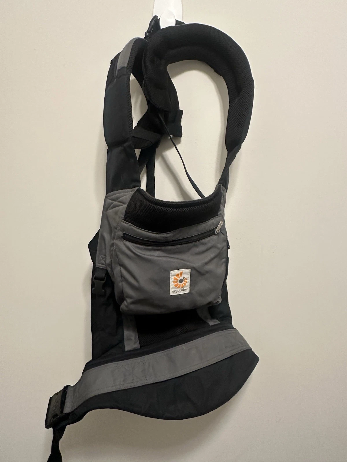 Ergobaby Baby Carrier Cool Air Mesh 4 Position Gray Black Ergonomic