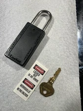 MASTER LOCK 411BLK Lockout Padlock,KD,Black,3"H New In Box