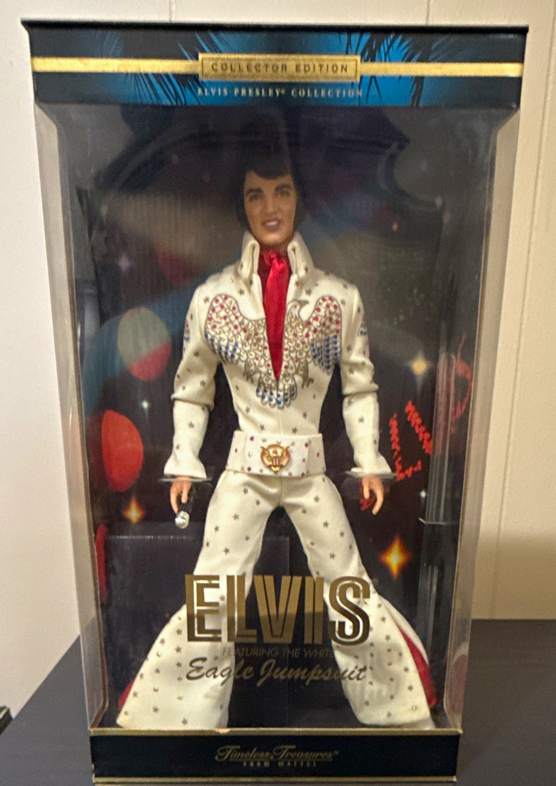 Elvis Presley - Muñeca Mono Águila Blanca - Barbie - Aloha Hawaii - Mattell 2000