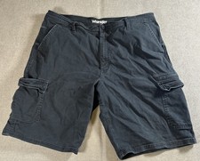 Wrangler Cargo Shorts Men  s 38 Black Cargo Shorts