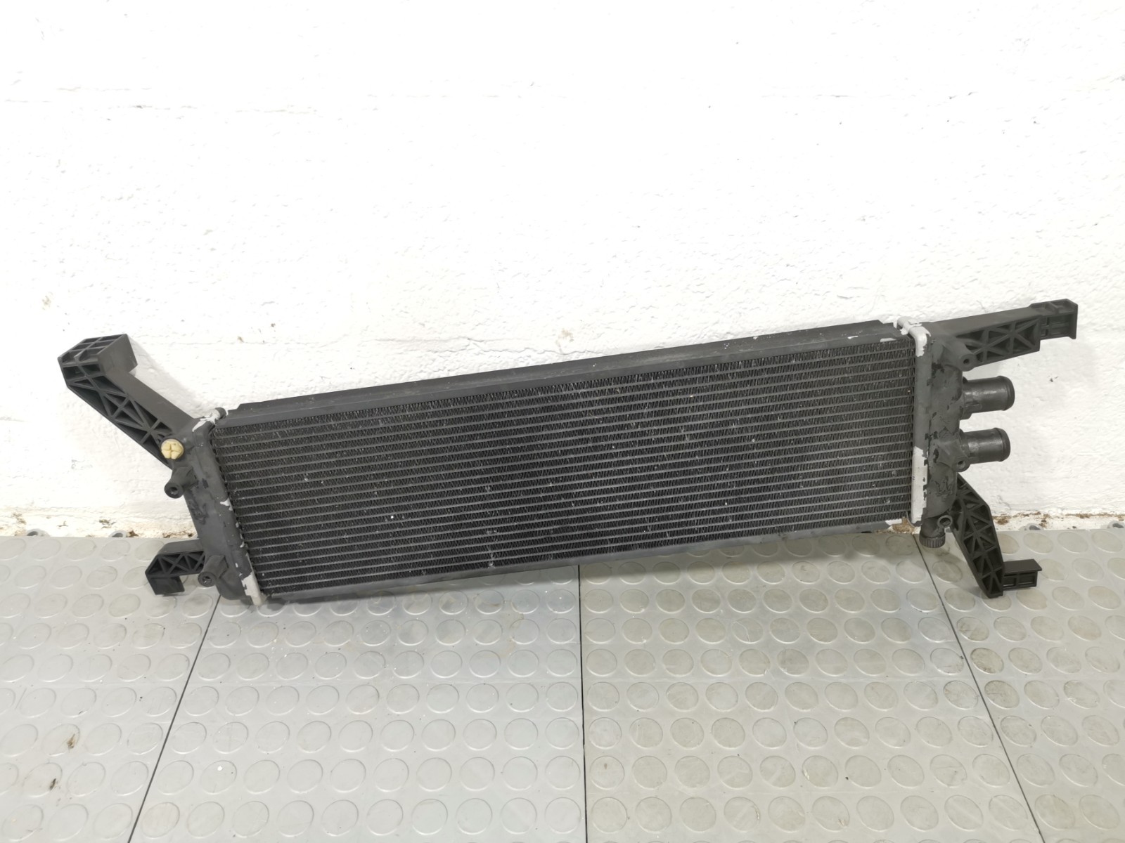 Maserati Ghibli S Q4 2015 3.0 L Secondary Water Cooling Coolant Radiator OEM
