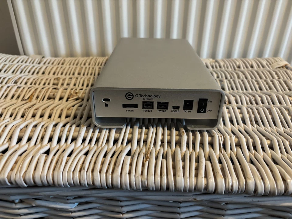 G-Technology G-Drive 2TB FireWire 400 & 800 / USB 2.0 External Hard Drive - Image 3 of 4