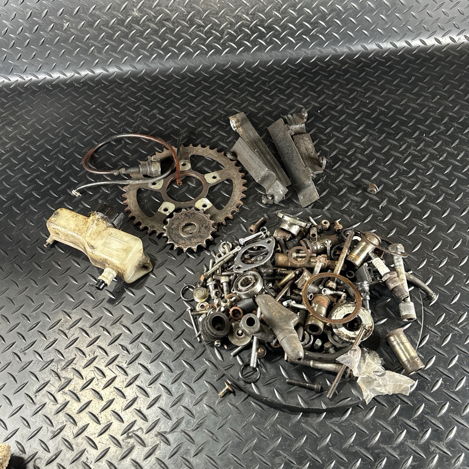 ♻️ APRILIA RS 125 - ROTAX 123 MISC BOLTS & PARTS