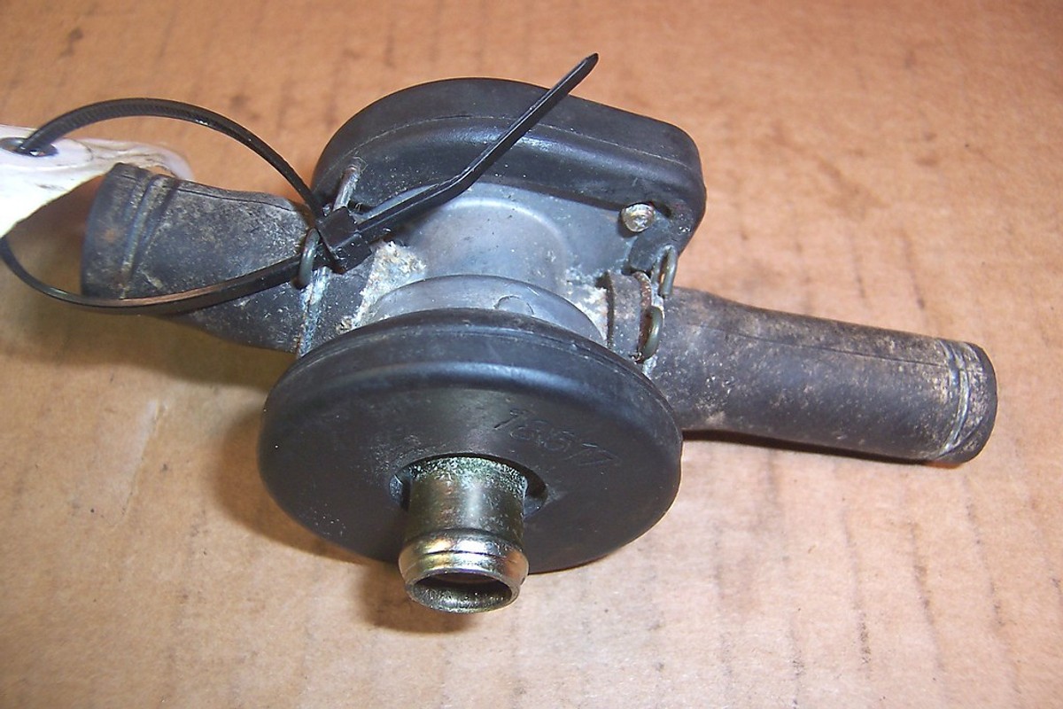 SUZUKI GSXR750 AIR CUT VALVE GSXR 750 600 1000 DL GSX-R 18510