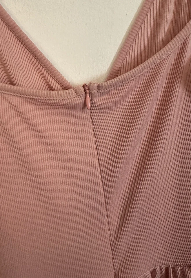 Rose Jumpsuit XXL Long Wide Leg Zip Back Adjustable Camo Style Top Wore Once - Image 4 of 4