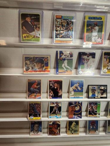 B- HOF with some RC's: 24 baseball card lot! Multiple brands and years - Picture 3 of 6