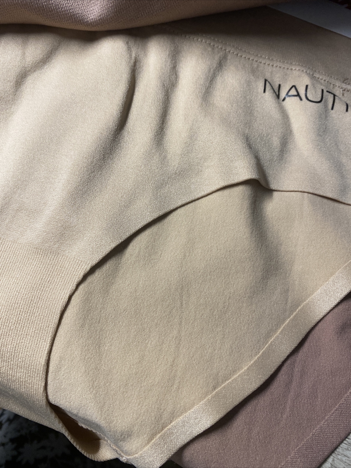 NAUTICA INTIMATES NT7106 3PKD MF SEAMLESS SHAPING BRIEF PANTIES GREAT