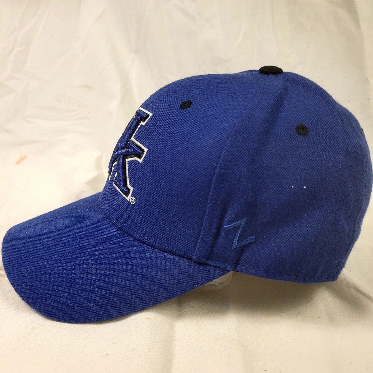 Vintage / Y2K UK Zephyr Fitted Hat Kentucky Wildcats Size 7 Vintage / Y2K UK Zephyr Fitted Hat Kentucky Wildcats Size 7