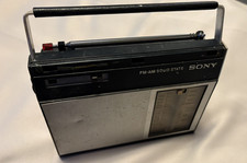 Vintage Retro Sony FM/AM Solid State 9 Transistor Radio Model 6F-19WA