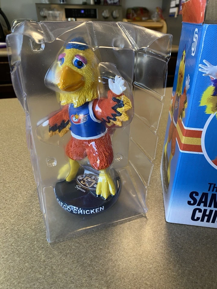 The Famous San Diego Chicken Bobble Head Padres Nuevo Foto 2 de 4