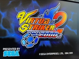 SEGA DreamCast Console (HKT-3000) & Controller with 2 games and BOX 0201