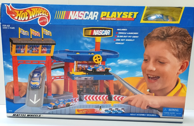 Mattel Hot Wheels World Track NASCAR Playset #65754 1998 Vintage