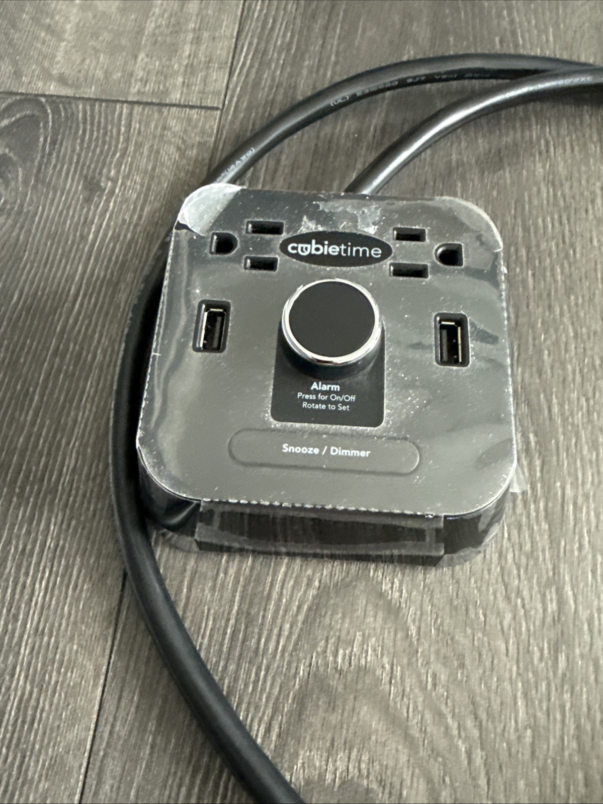Charger W/ 2 Usb Ports And 2 Outlets Charging Station G156