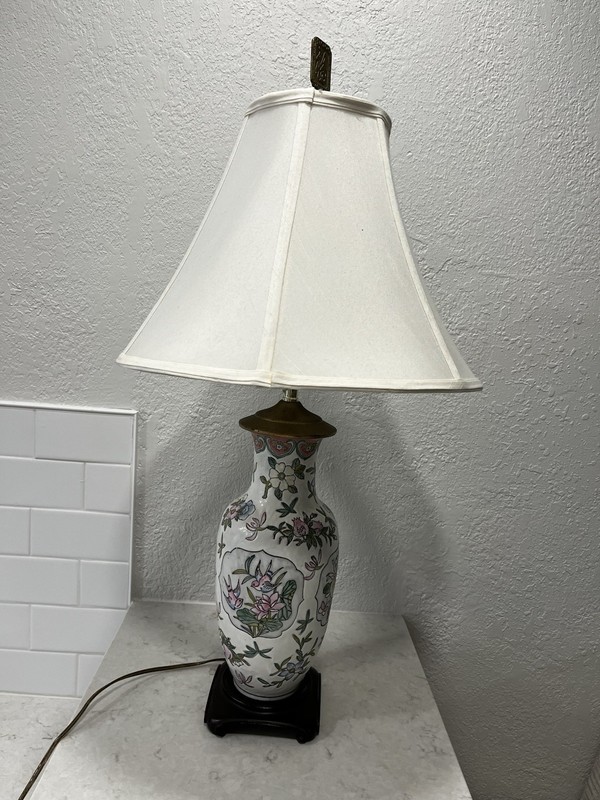 Vintage Porcelain Floral table lamp Asian Chinoiserie style