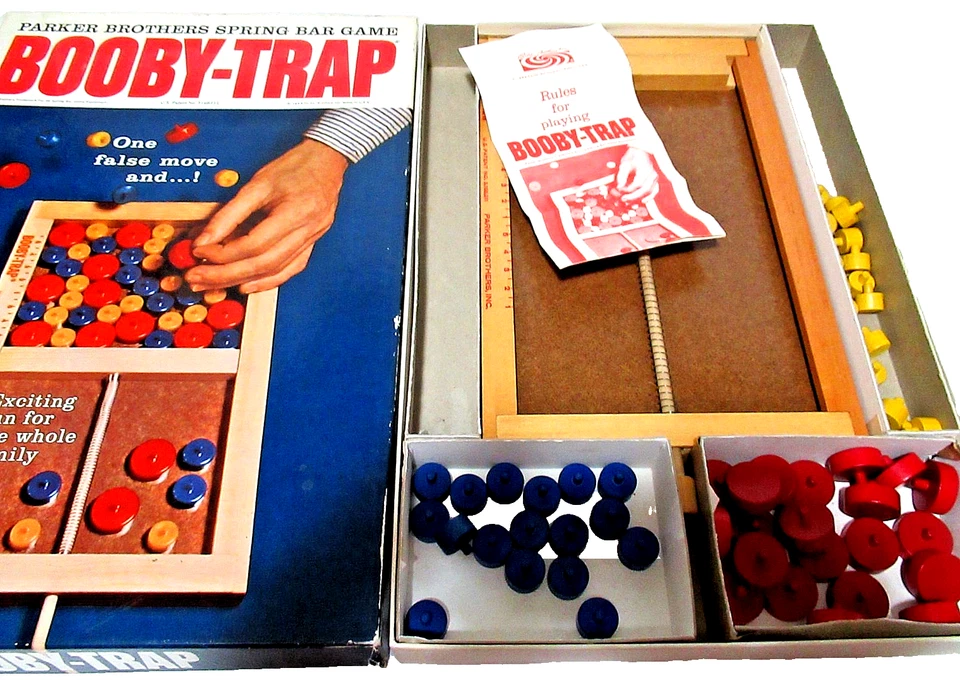 Vintage 1965 Parker Brothers BOOBY TRAP Spring Bar Game  COMPLETE - Image 2 of 2