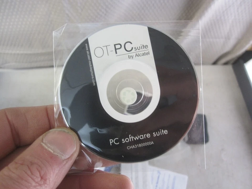 Vintage Alcatel OT-802A Movistar 2GB GSM Quadband Full QWERTY Phone - Open Box - Image 3 of 4