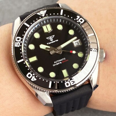 20ATM Diver 42.5mm Sapphire NH35A Green Luminous Dial Automatic Men's Watches