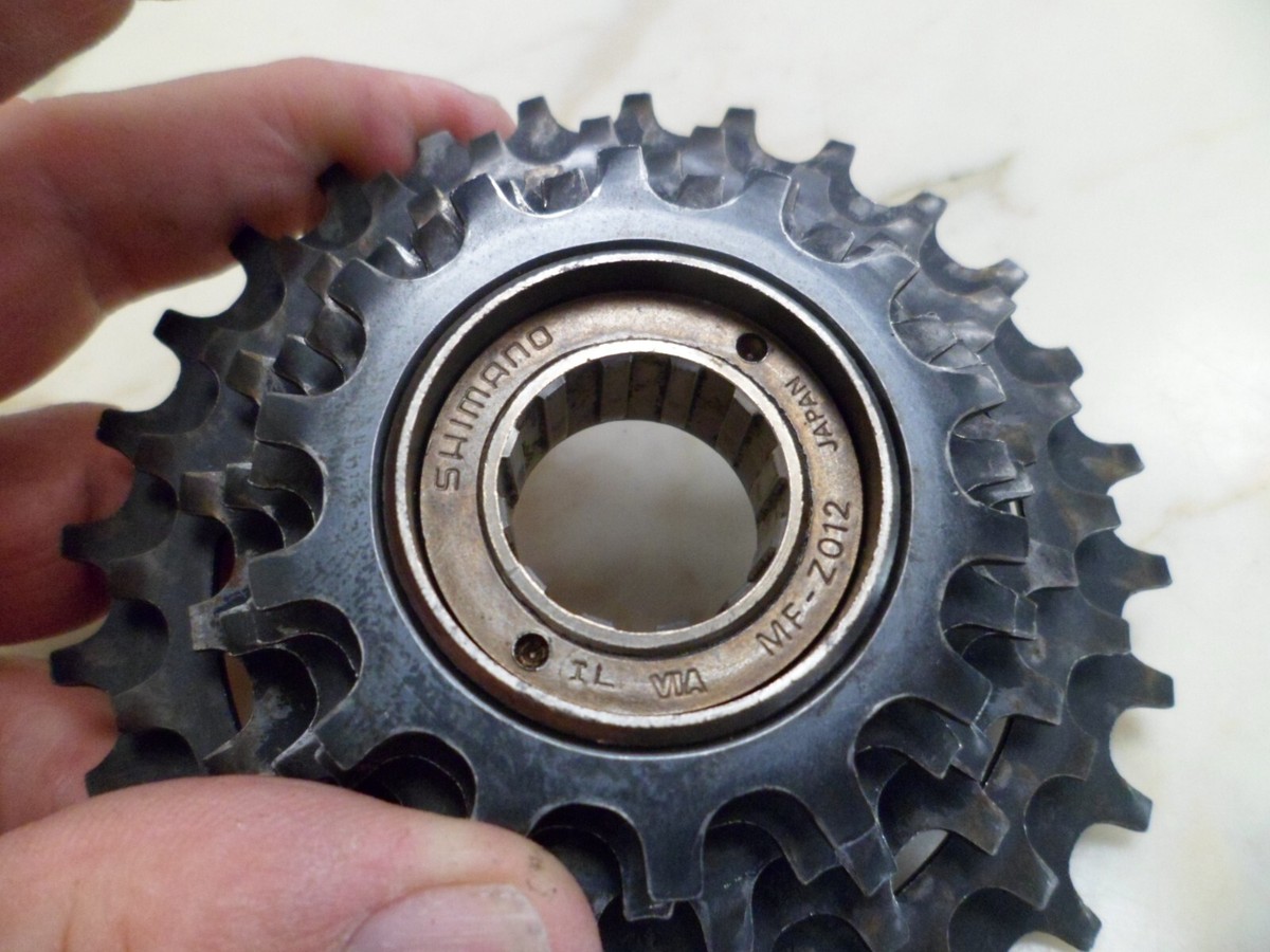 Vintage Shimano MF-Z012 6 Speed Freewheel 14-28 Tooth Japan Vintage Shimano MF-Z012 6 Speed Freewheel 14-28 Tooth Japan