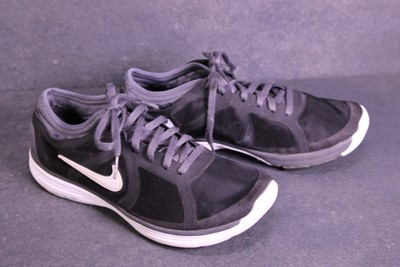 Nike Sneaker LunarBase TR Damen Sportschuhe Gr. 39 schwarz weiß Laufschuhe BS850