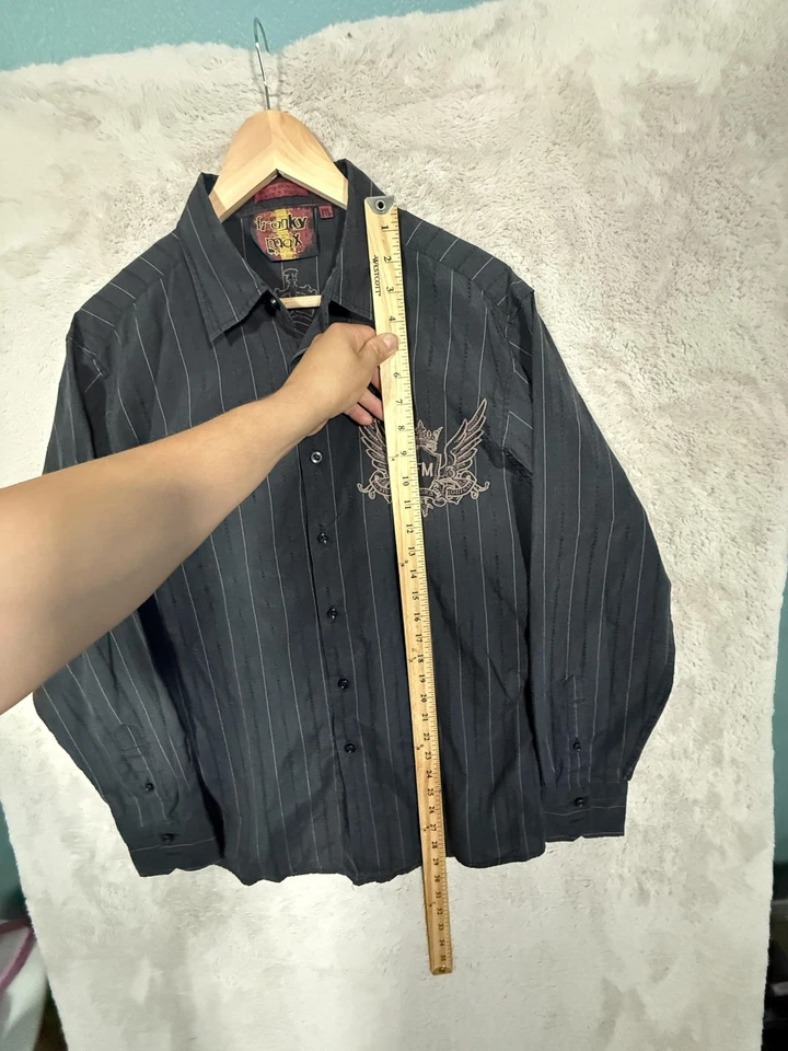 Camisa Franky Max Para Hombre Mediana Negra A Rayas Abotonadas Bordadas Cresta Alas Foto 3 de 4