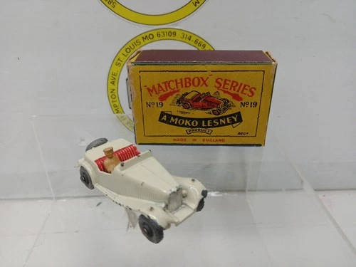 Matchbox Moko Lesney No. 19 MG Midget Sports Car w/ Original Box vintage