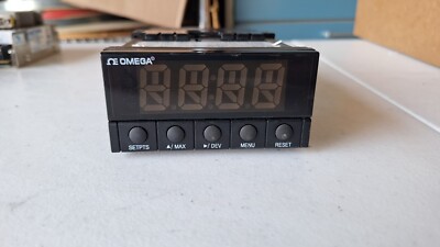 OMEGA ENGINEERING DP25B-TC-R 1.2  DP25BTCR USED