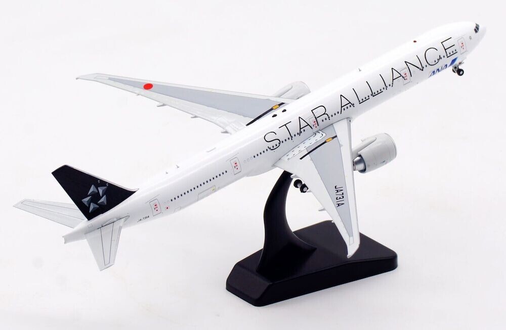 SALE❗️1/400 ANA B777-200 レア‼️ 1:400 AV400 Star Alliance (All Nippon Airways) Boeing 777