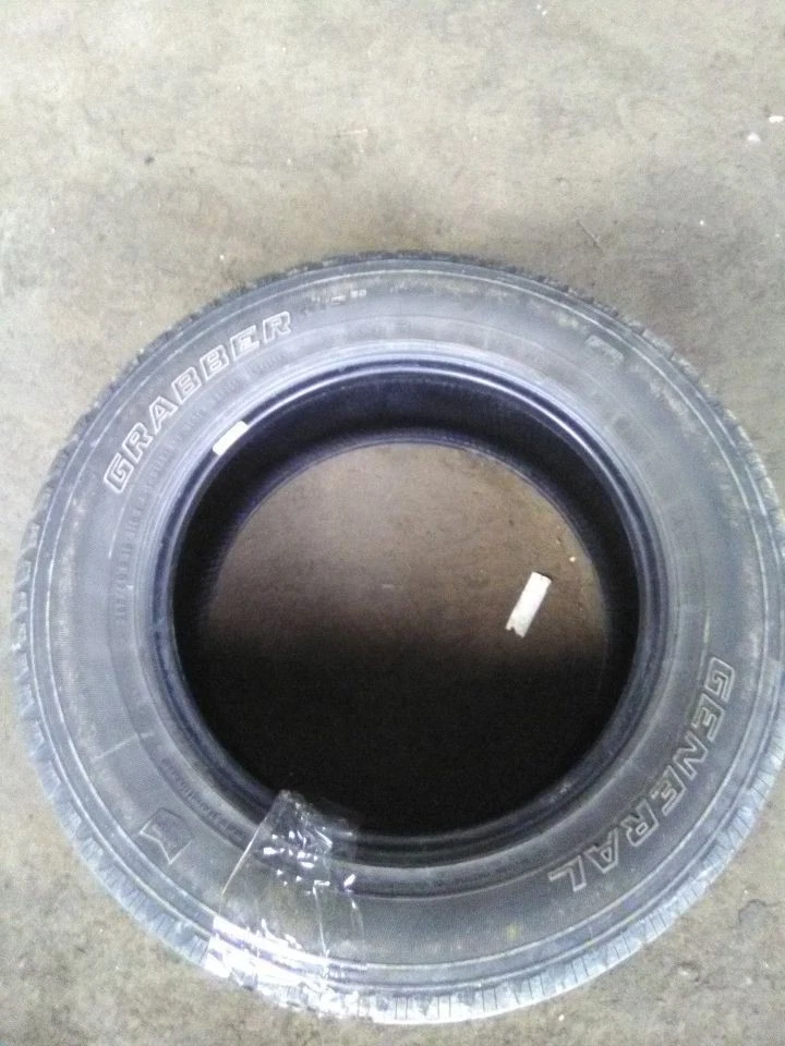 2016 Jeep Grand Cherokee Tire 265 60R16 110T,General Grabber HTS - Image 3 of 4