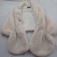 Babeyond Faux Fur Scarf Shawl Collar Wrap Stole Winter Size M White Preowned