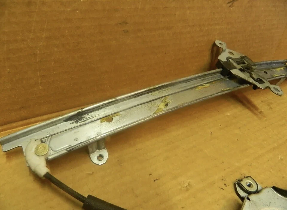 INFINITI Q45 1991-1996 REGULADOR DE VENTANA MOTOR lado del conductor/delantero Foto 3 de 3