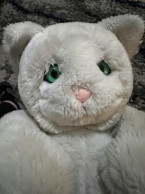 24 K Polar Puff Cat Plush Stuffed Vintage Green Eyes 1989. Tag Still On