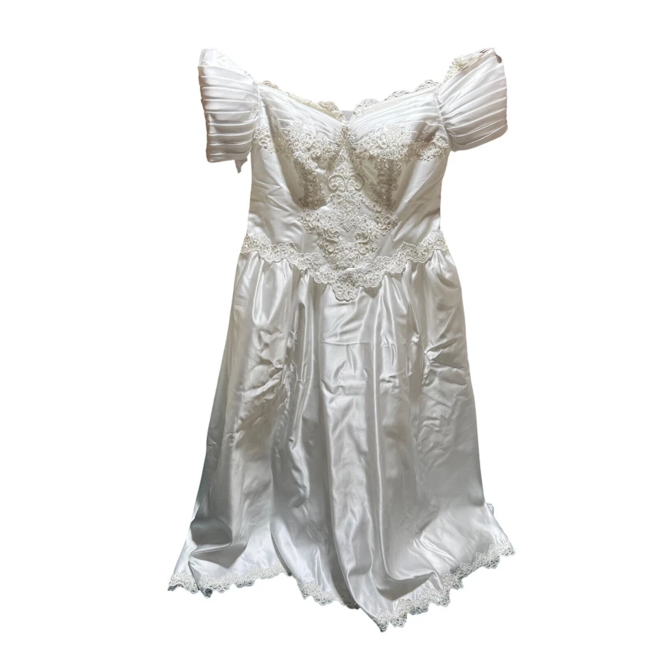 Vestido de novia vintage Alfred Angelo apliques de encaje botones satinados blanco talla 22 Foto 4 de 4