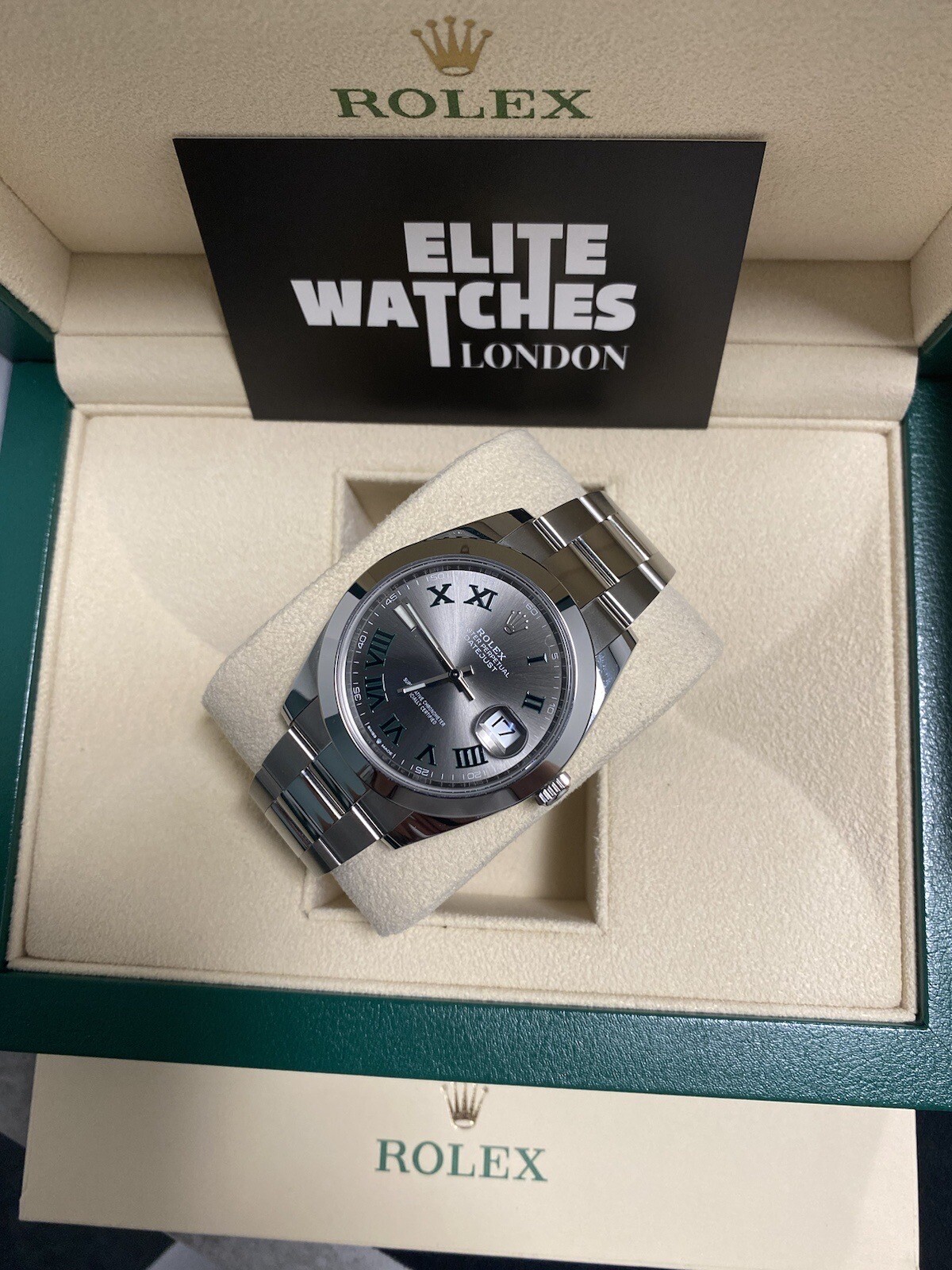 Rolex Datejust 41 126300 Wimbledon Dial Oyster 2023 Box And Papers image 6