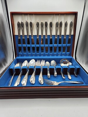 WM Rogers MFG Co Original Rogers Silverware Set of 50 Pieces