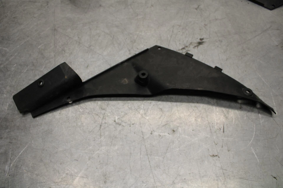 2009 Kawasaki Ninja ZX6R ZX600R  INNER FAIRINGS COWLS PANELS TRIMS BB548 - Imagem 4 de 4