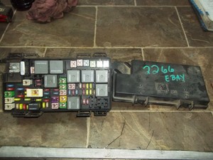 Details About 2010 Dodge Caravan Journey Chrysler Town Amp Country Engine Fuse Relay Box Block