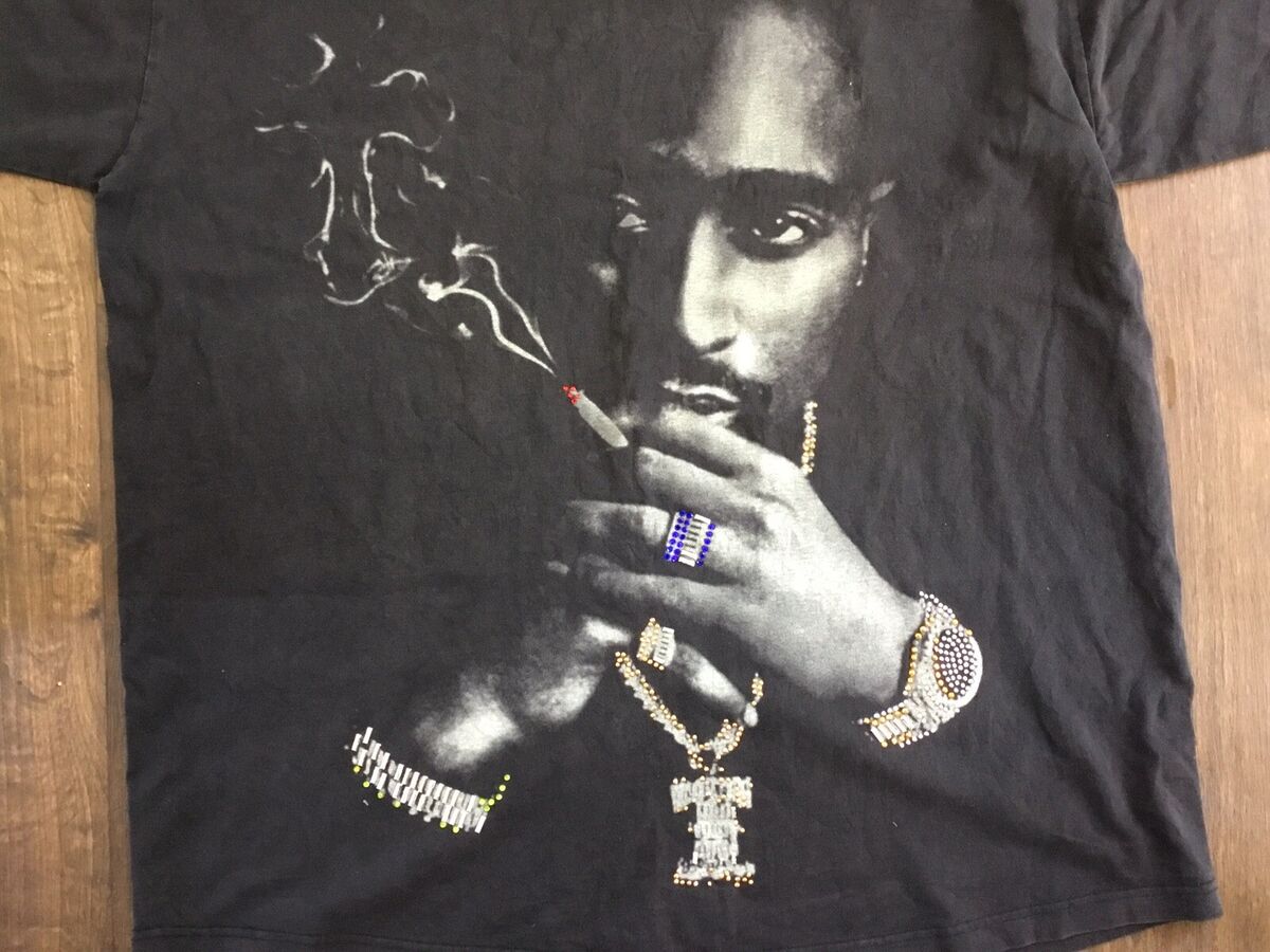 Vintage Tupac T-Shirt Rap Tee Smoking Bedazzled Sequins Stud Vintage Tupac T-Shirt Rap Tee Smoking Bedazzled Sequins Stud