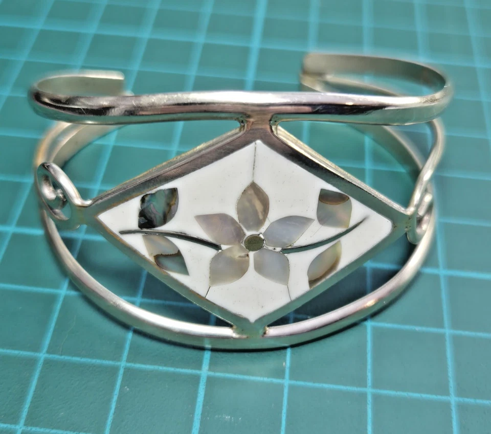 VTG STAMPED ALPACA MEXICO SILVER TONE NON MAG ABALONE MOP SHELL CUFF BRACELET - Изображение 4 из 4