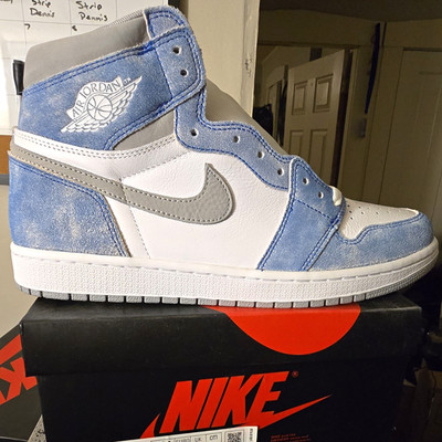 Jordan Air Jordan 1 Retro High OG Hyper Royal Smoke Grey White 555088-402