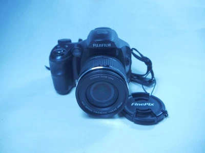 Fujifilm FinePix S6500fd Digitalkamera / Bridgecamera - Bild 1 von 4