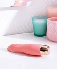 vaginal lubricant applicator 14 of the Best Sex Toys for Beginners Who Are Curious main image 0