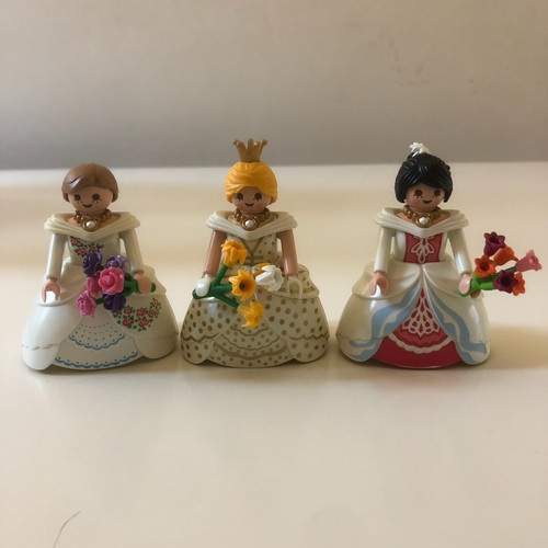 Playmobil Princess Palace: Three Princess Brides In Swappable Skirts - Picture 1 of 7