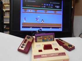Famicom Console AC Adapter RF Switch Set Tested