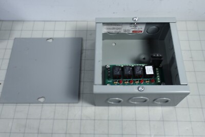 Hoffman ASE6X6X3 Enclosure w/ 84321 Relay Fuse Output Control NEW
