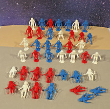 41 SPACE ASTRONAUTS playset MPC 1970's plastic Red White and Blue various poses