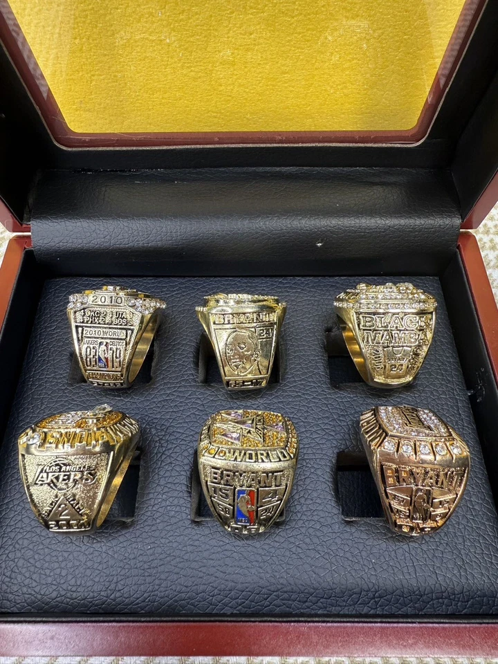 souvenir Kobe Bryant - Los Angeles Lakers conjunto de 6 anéis tamanho 11 - Imagem 2 de 3