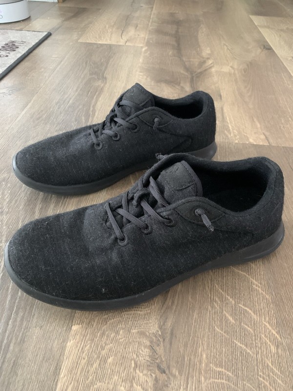 Merino wool lace up shoes Men’s size 10 black Lightweight Casual All Birds